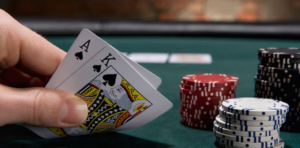 Trong poker 78Win, chất bích có giá trị mạnh nhất